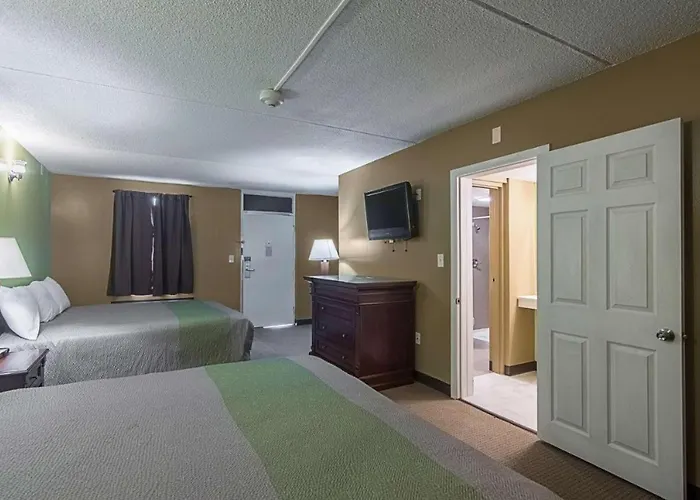 Lonestar Inn And Suites